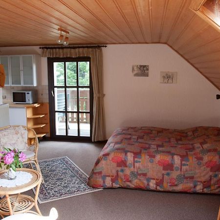 Langweiler Haus Am Wald - Urlaub Am Nationalparkアパートメント エクステリア 写真